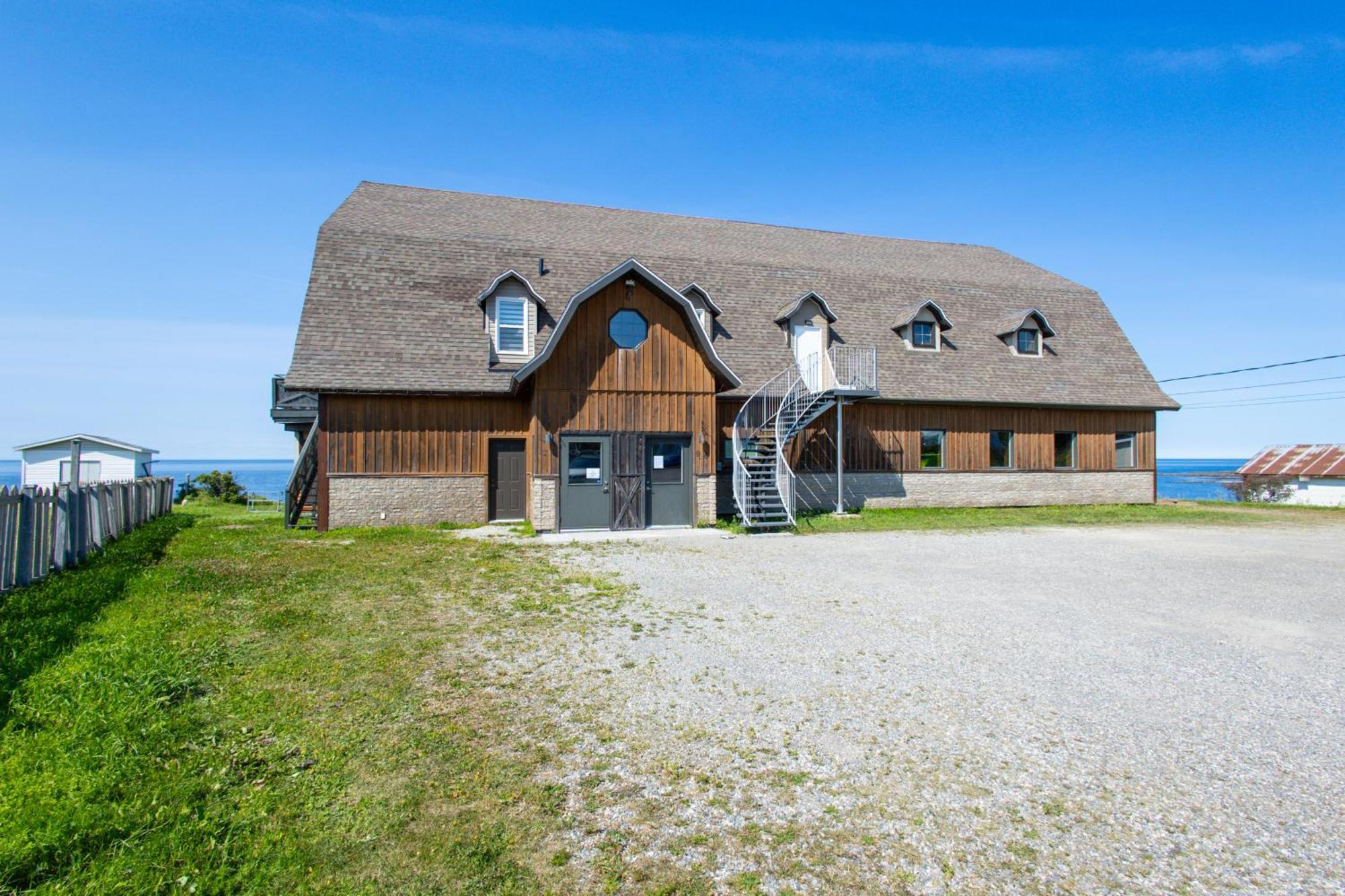 Hotel Domaine Du Recif à Sainte Anne-des-Chênes Extérieur photo