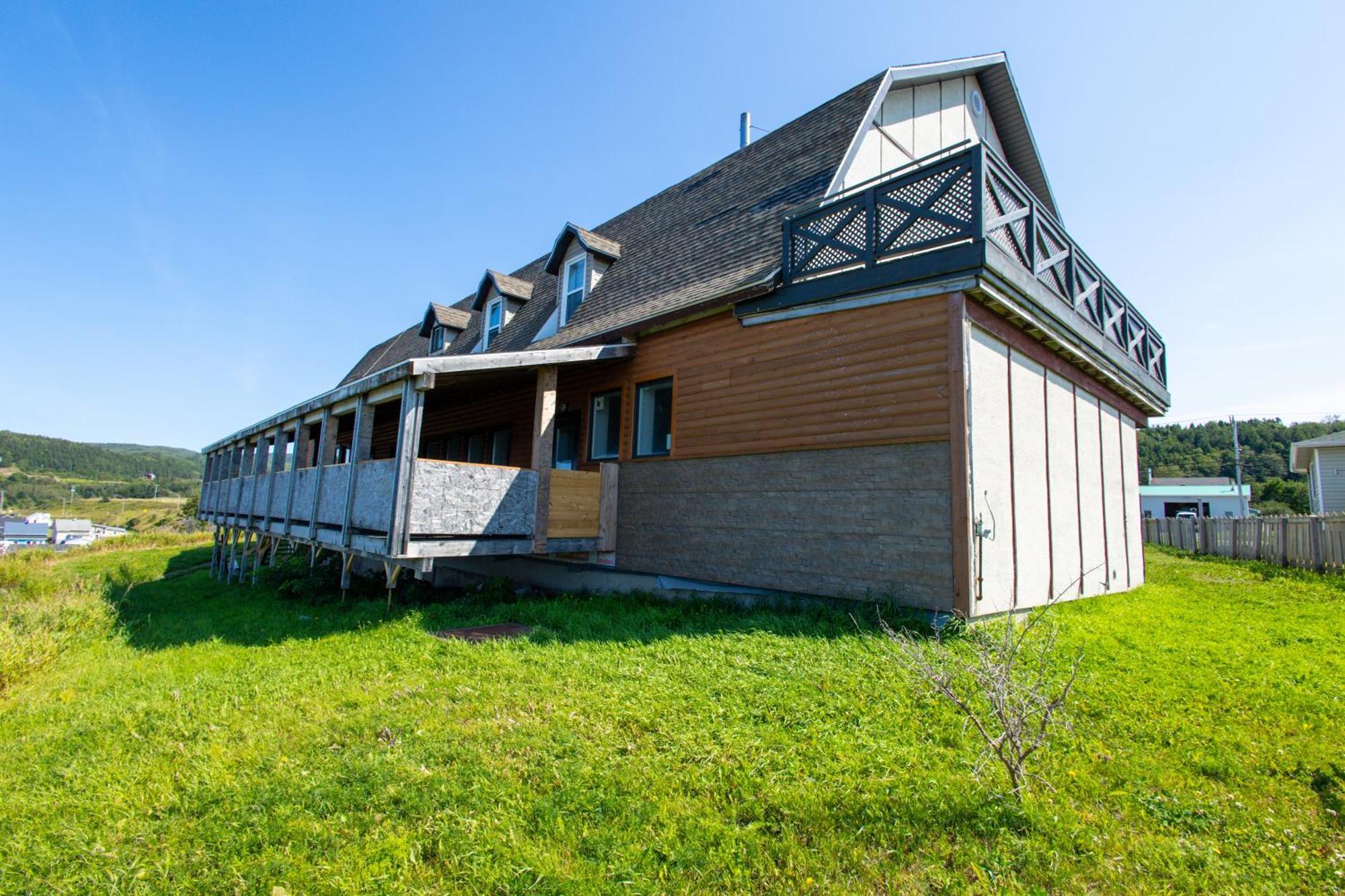 Hotel Domaine Du Recif à Sainte Anne-des-Chênes Extérieur photo